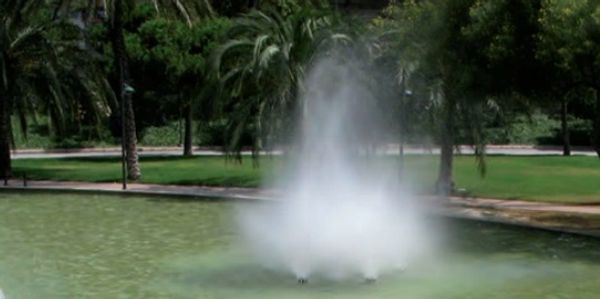 Fuente con boquilla con chorros Pulverizados con efecto de nubes