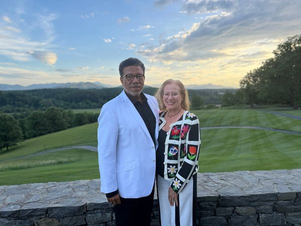 William C Lindsey and wife Helena pose for picture