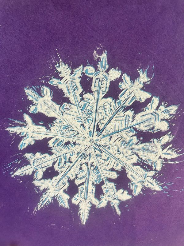 Snowflake in white and blue
