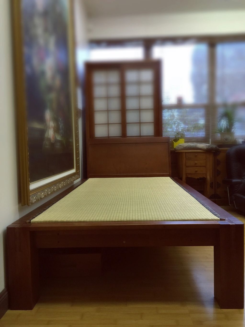 Tatami Bed with Solid Headboard and Tatami Mat in Honey Oak Finish