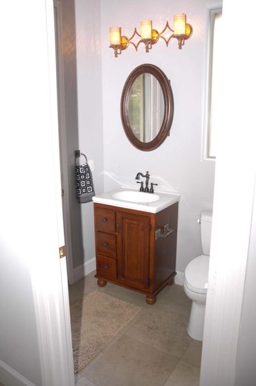 Modern bathroom with vanity mirror