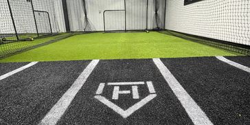 The Hive hit+run batting cage
