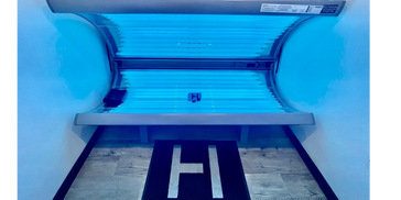The Hive hit+run tanning bed