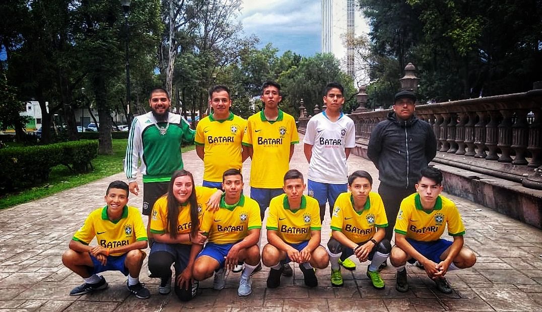 Patrocinio al equipo de Futbol en Tlatelolco para contribuir al desarrollo de jóvenes