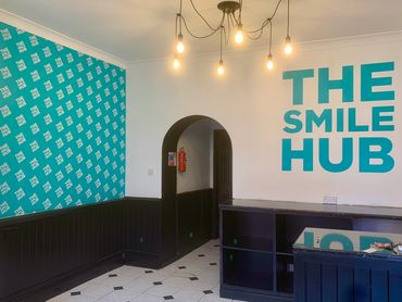The Smile Hub
Wall wrap and logo design, Digital print on Avery laminated custom vinyl