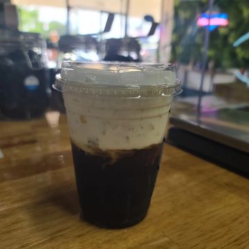 cold brew with vanilla cold foam