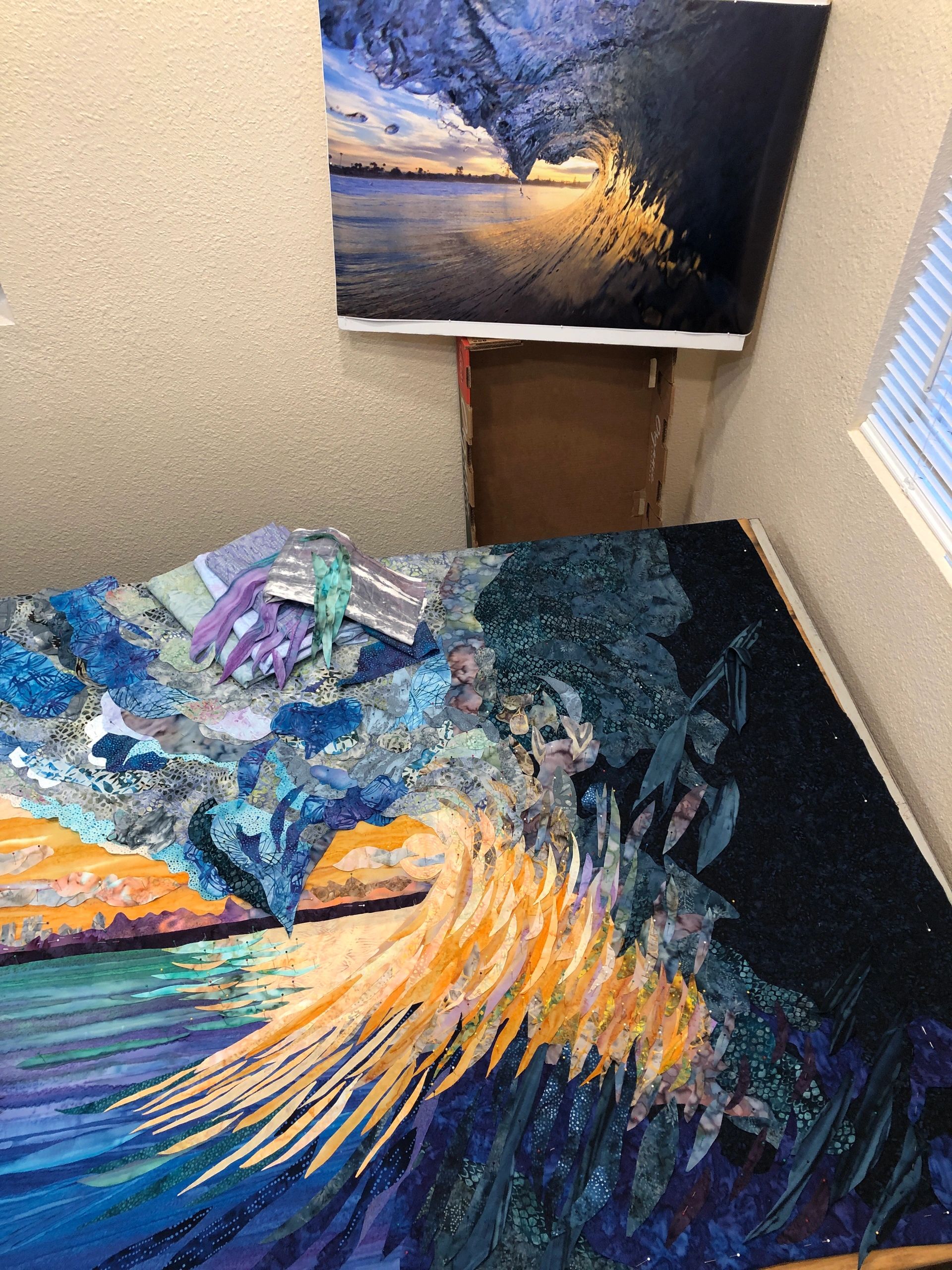 I create textile art from photos. I specialize in landscapes, animals, & botanical scenes.