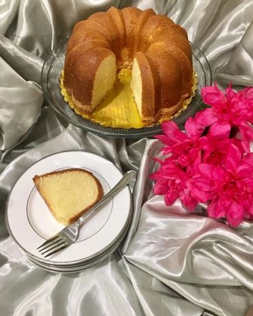 Miss P's 7UP Pound Cake