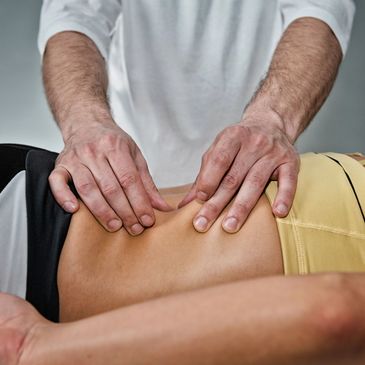 Muscle energy technique improving mobility and reducing tightness – sports massage in Walthamstow.
