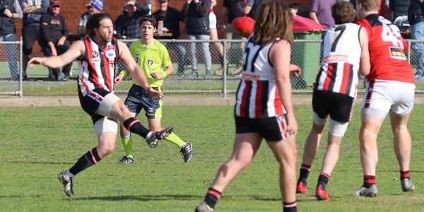 Senior Umpire Outer East