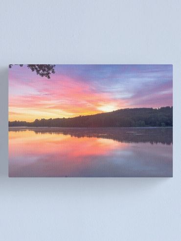 breaking dawn canvas print