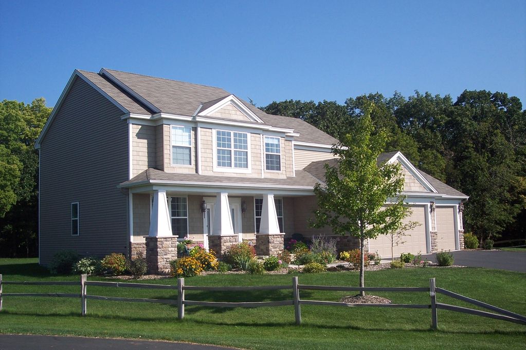 Roofing and siding project in Cottage Grove MN