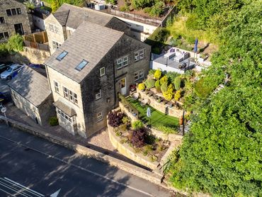 Property in Holmfirth