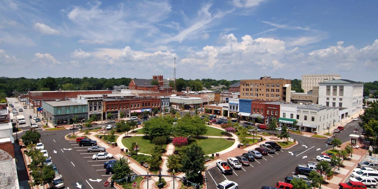 Downtown Gainesville, GA — North Point Movers delivers reliable moving services with trusted Gainesville movers and experienced local moving professionals.