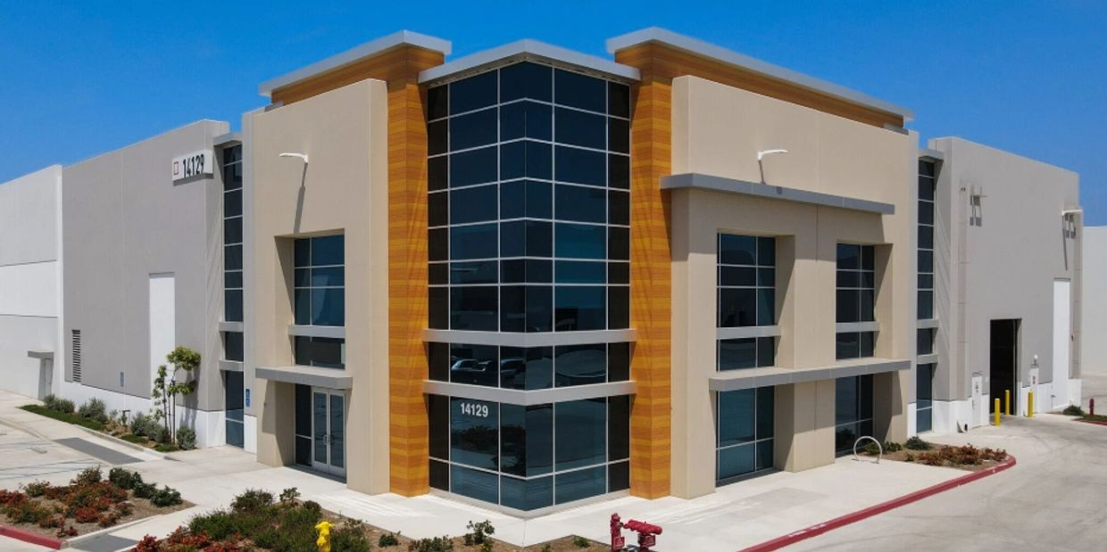 Commercial window tinting enhances privacy, reduces heat, and blocks UV rays for office buildings.