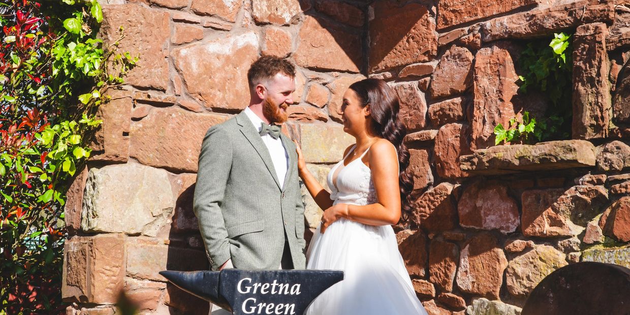 The history of Gretna Green weddings. How a village became a wedding capital.