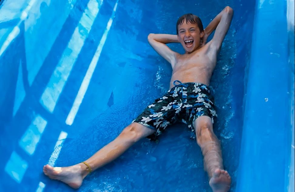 SUNTORY WHISKY Pine Lake パイン レイク Pine Lake Water Park - Exciting Family Fun Awaits!