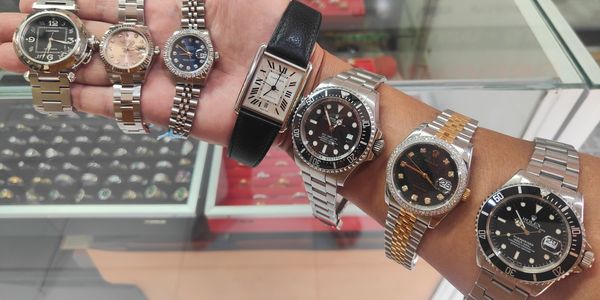 รับซื้อนาฬิกาโรเล็กซ์ ของแท้ และนาฬิกาแบรนด์เนมทุกรุ่น รับจำนำให้ราคาสูง หรือจะเป็นสินค้าอื่นๆก็รับ