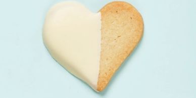 Amy's Cookies Cuori al cioccolato bianco: maestri del biscotto artigianale