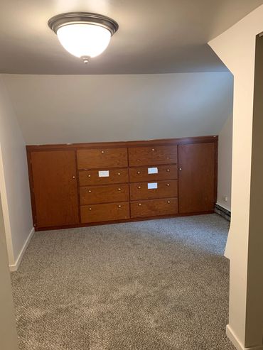 1 of the upstairs bedrooms