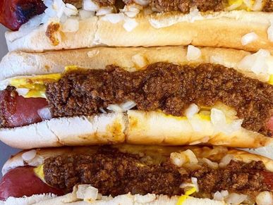 chili dogs