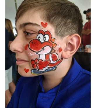 Superbe Maquillage Dragon rouge et blanc sur un jeune à Terrebonne dans un corporatif de Lanaudière