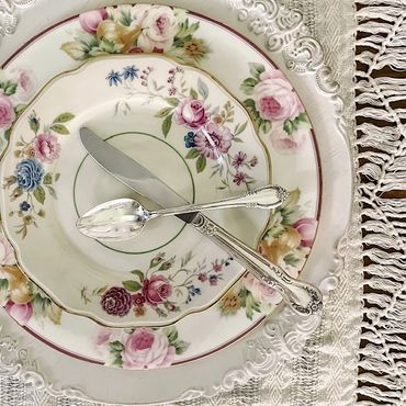 mismatched floral patterned plates in garden inspired floral patterns