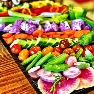 Crudite
Catering Denver
Pick-up Catering
Women-owned business
Funeral Catering
Corporate Catering