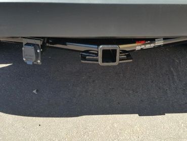 Trailer hitch and wiring