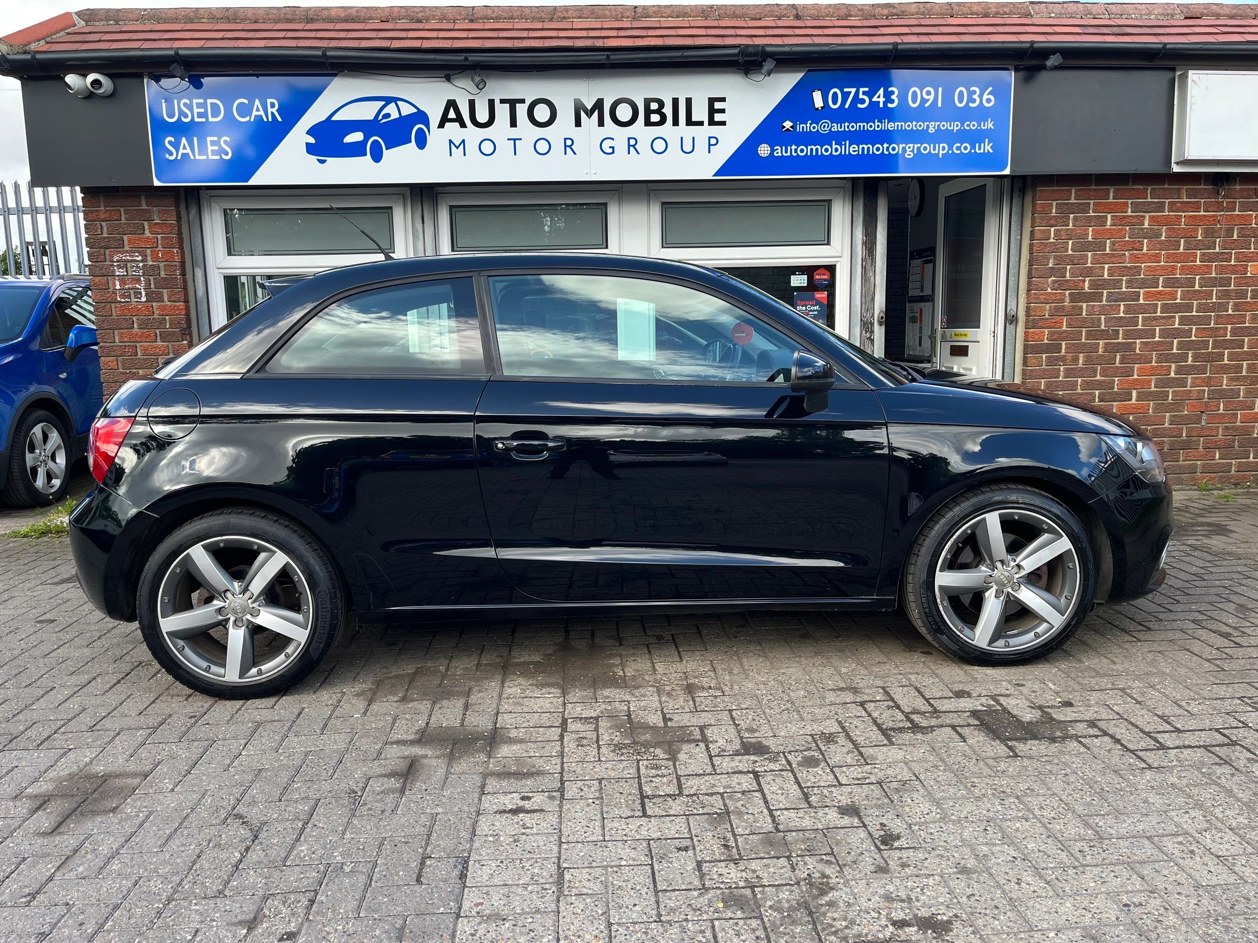 2012 Audi A1 thumbnail 3