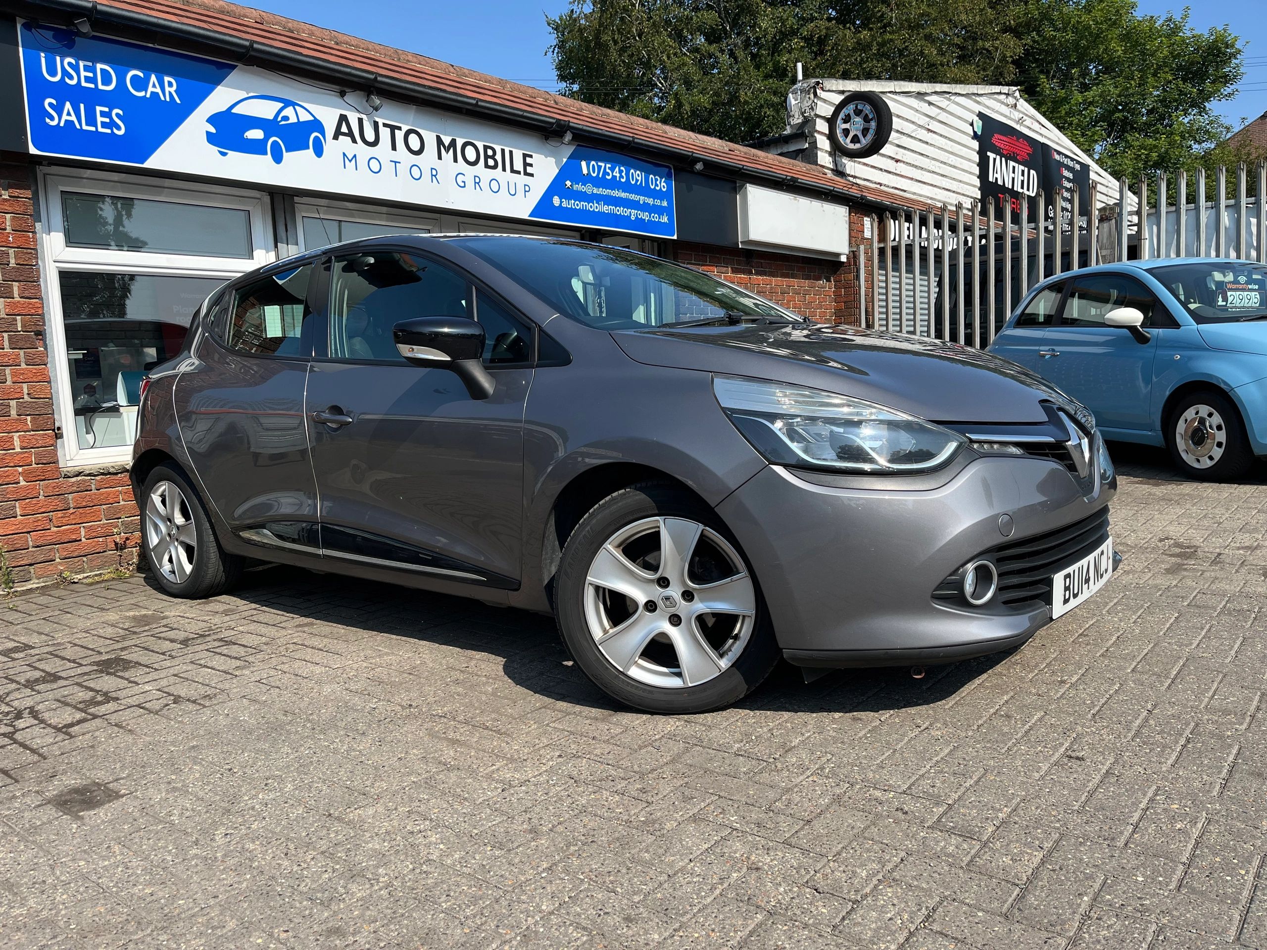 2014 Renault Clio thumbnail 2
