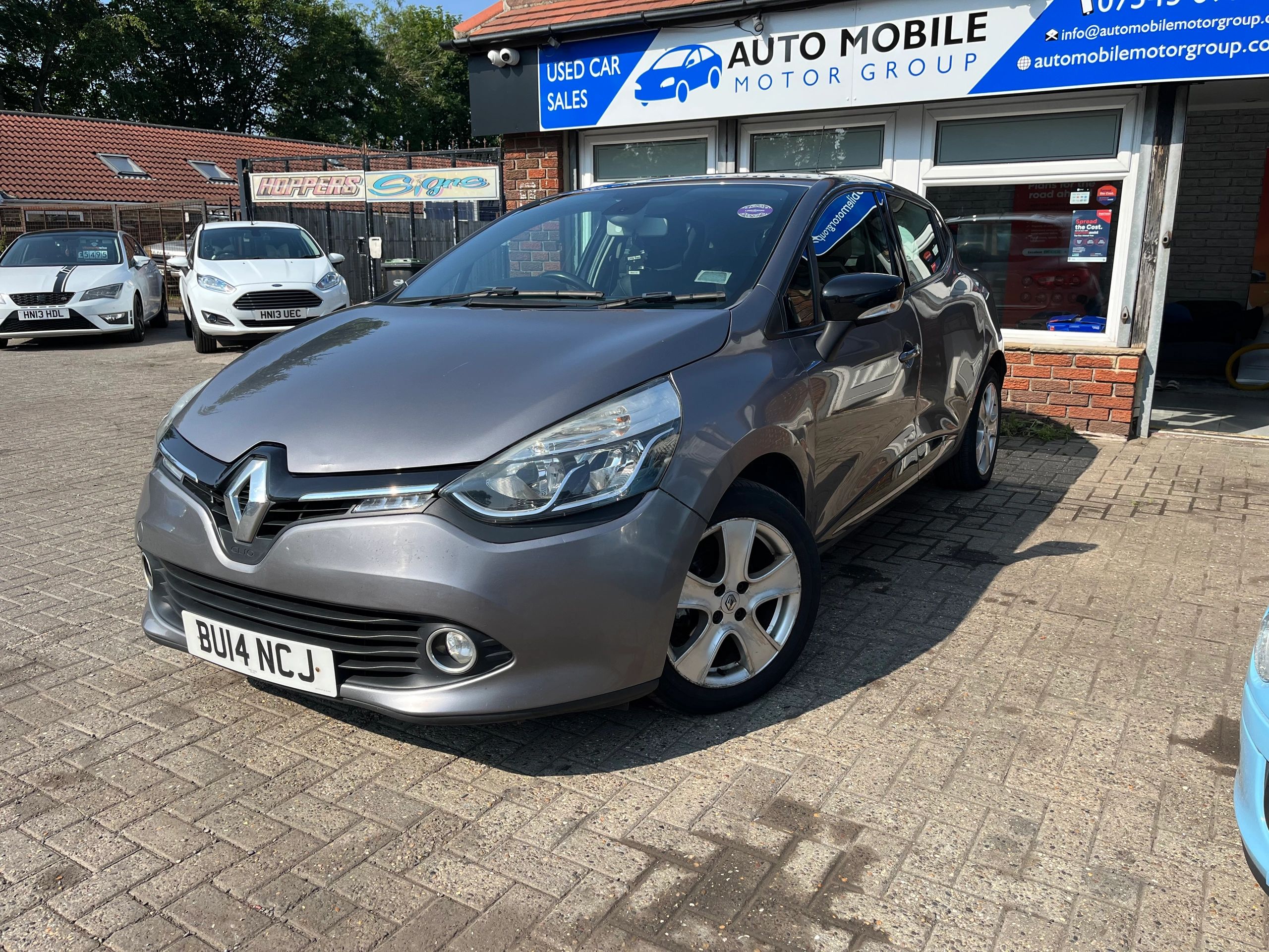 2014 Renault Clio thumbnail 9