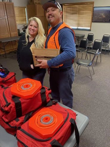 PIne strawberry volunteers