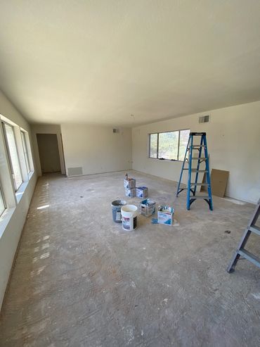Living room area prepped for painting a floors Alpine, ca remodeling LZ Construction