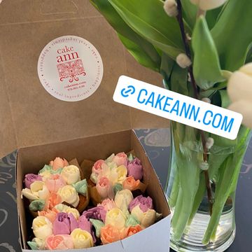 Get Mom something beautiful and delicious!
