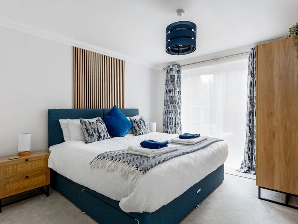 Modern comfy super king bedroom
Ensuite
access to patio