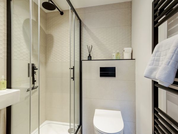 Modern ensuite