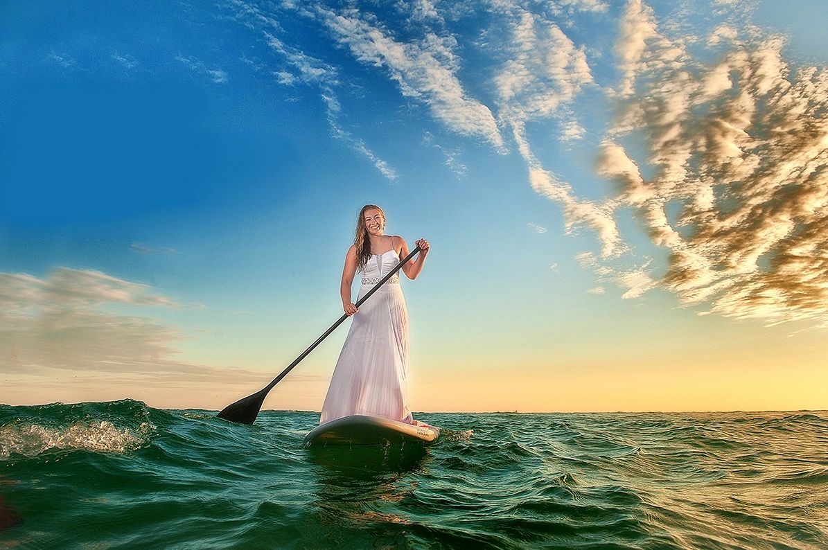 Stand Up paddle on Okaloosa Island, Fl senior portrait photo