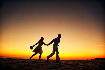 Military couple on the beaches of the Gulf of Mexico.