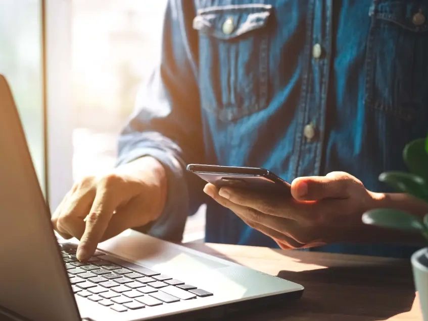a man working in his laptop