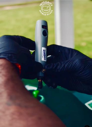 Repairing a rock chip