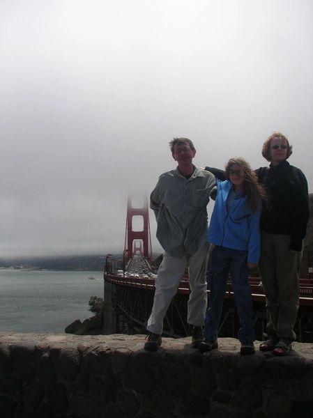 Golden_Gate_with_tourists3 Golden_Gate_with_tourists3