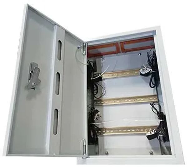 Junction box with fans