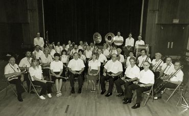 A very early photo from about 1985 with Joe Purser conducting.