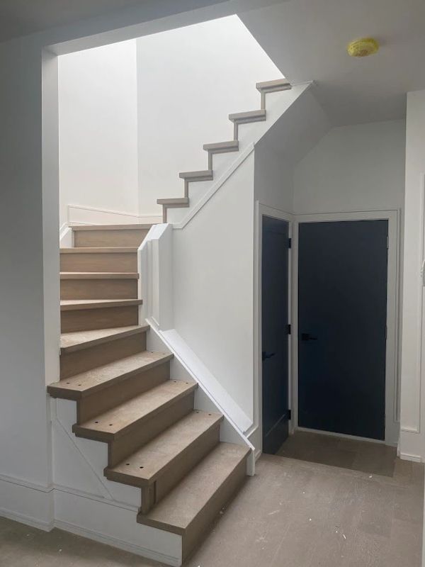 picture of wooden stairs