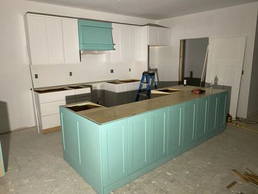 Custom kitchen cabinet installation