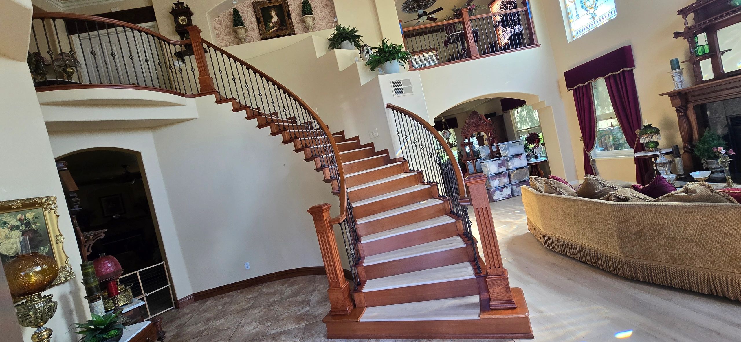 CALIFORNIA STAIRS MILLWORKS logo