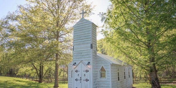 The wedding chapel at Twin Willows