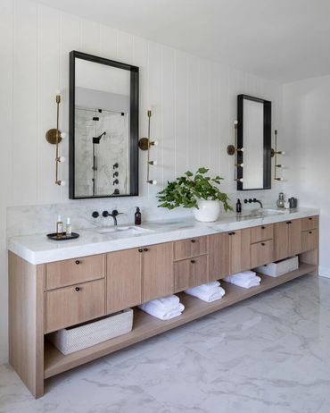 Calacatta Marble Bathroom Countertop
