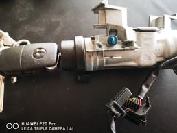 Volkswagen Golf Arızalı Kontak Anahtarı Tamiratı Ve Anahtar Yedekleme Hizmeti